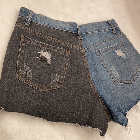 Clara Story 2 Tone Jean Shorts Size Small - Picture 5 of 9